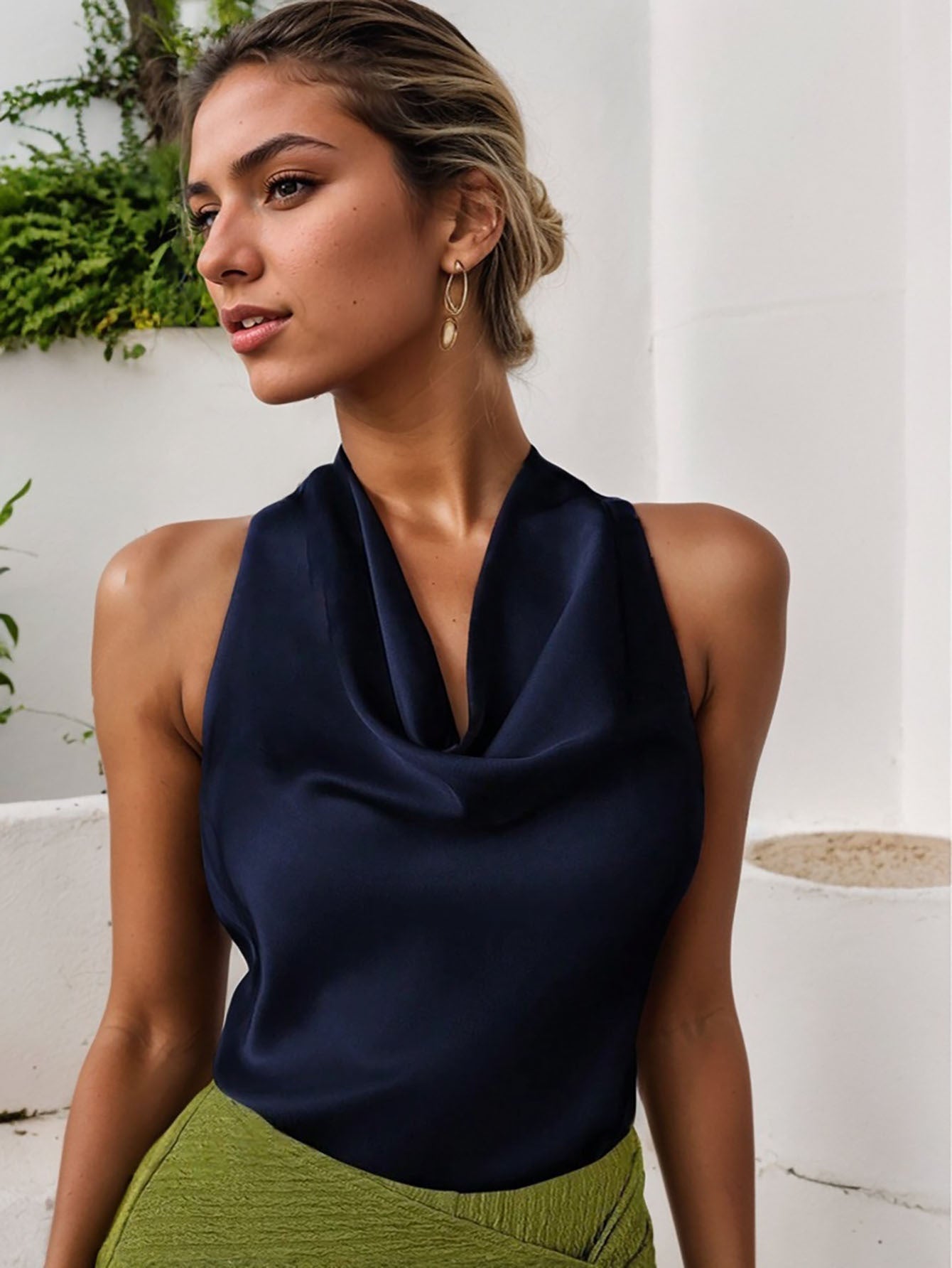 Women Solid Color Swing Collar Sleeveless Vest Trendy Elegant Shirt With Halter Neckline Backless Short Sleeve Tops Tshirts - StoreTokTikWomen Solid Color Swing Collar Sleeveless Vest Trendy Elegant Shirt With Halter Neckline Backless Short Sleeve Tops Tshirts