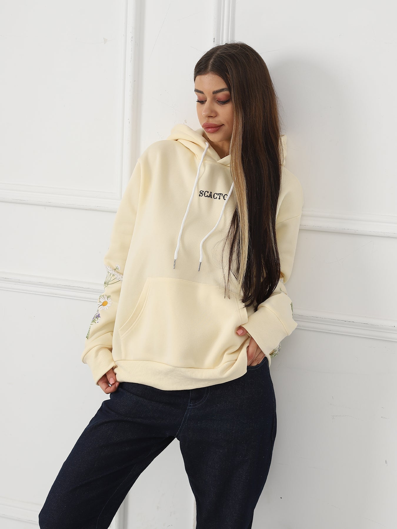 Women's Solid Color Floral Long Sleeved Sweatshirt - StoreTokTikWomen's Solid Color Floral Long Sleeved Sweatshirt